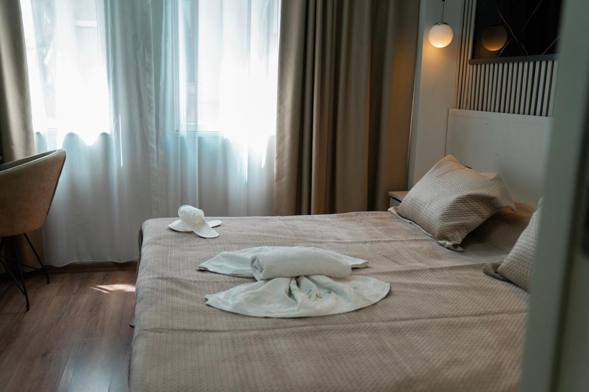 Pera Imperium Taksim Hotel Istanbul Exterior photo